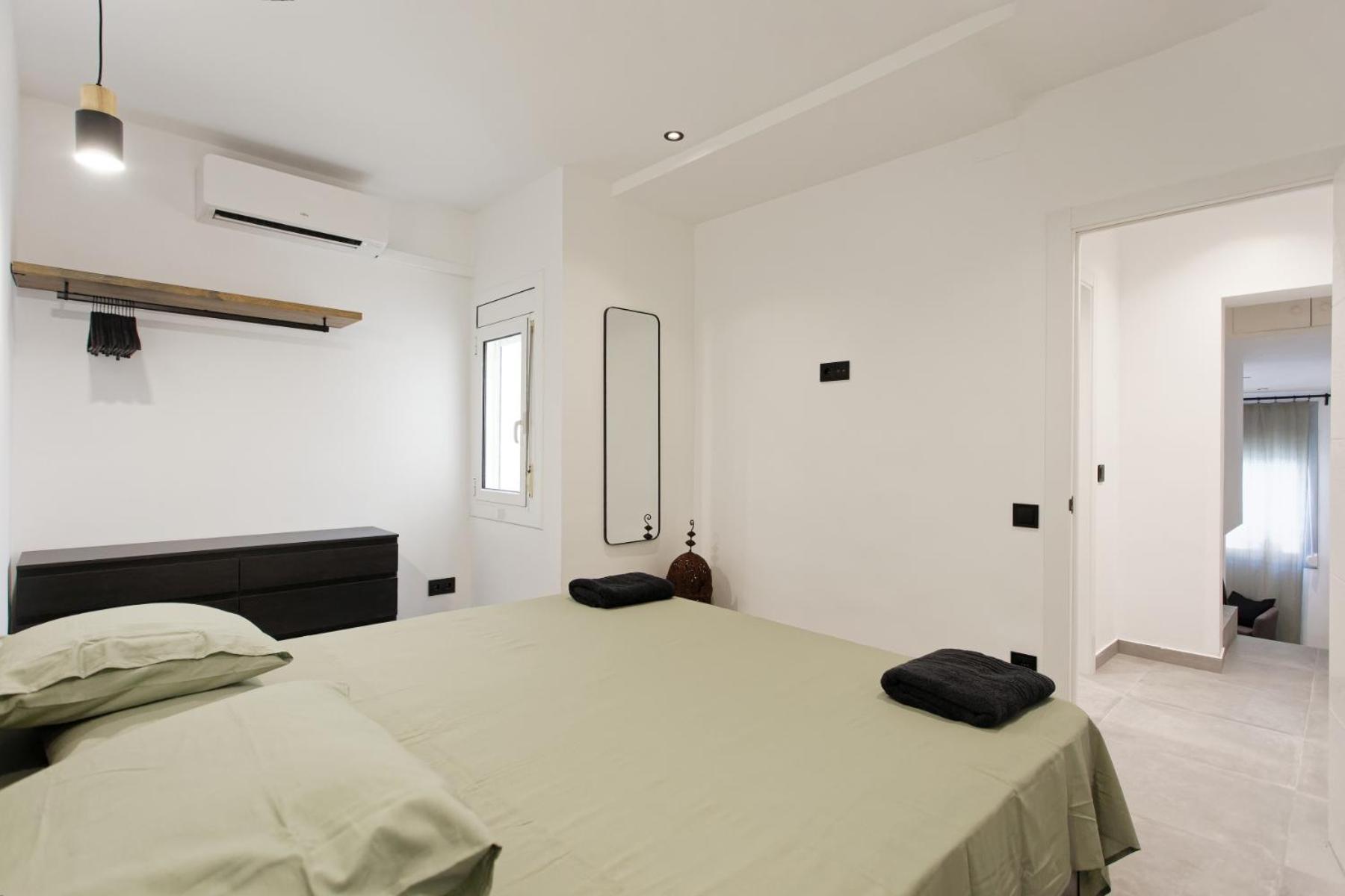 Mediterranean Bliss Sant Adria de Besos Bagian luar foto